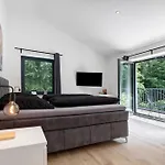 度假居 Mt Nine *